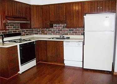 4th image of 3322 Garden Ave
