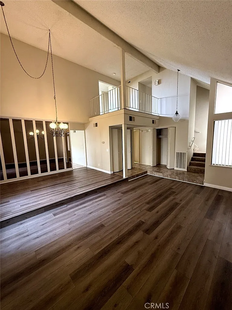 2 bed, 1420 sqft, $3,400 — Photo 2