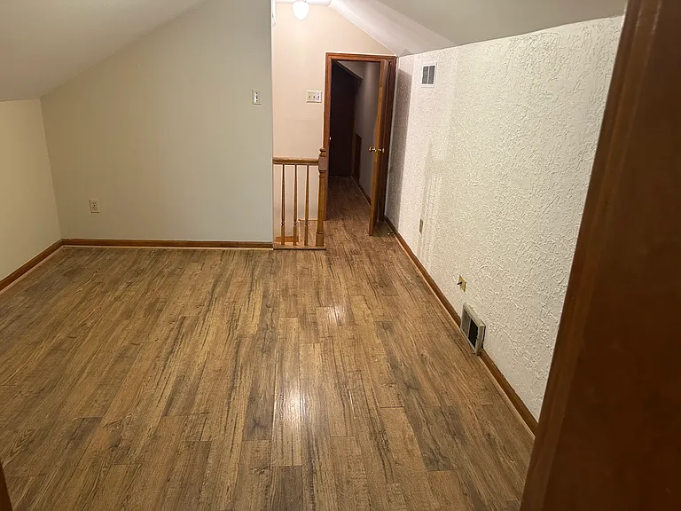 4697 Wooddale Ave — Photo 35