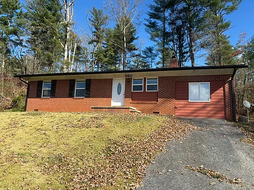 820 Mills Gap Rd Photo 1