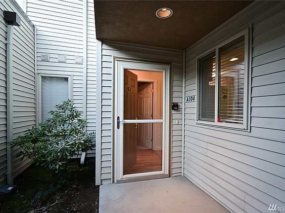Nice and covered private entryway.