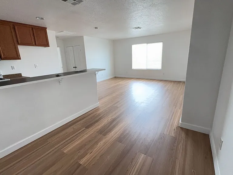 209 E. Grace St — Photo 1