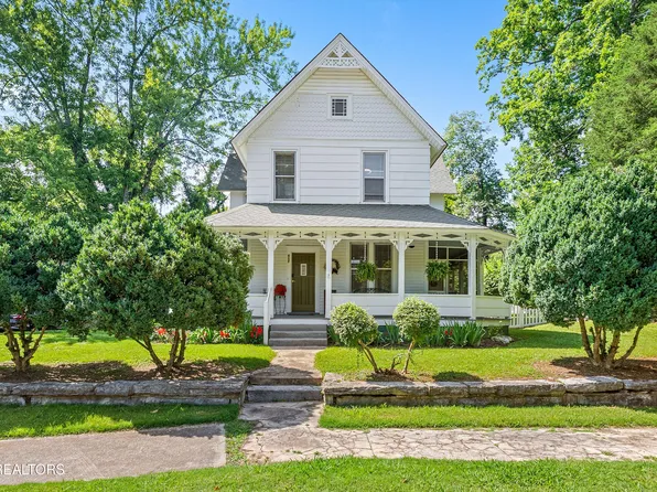517 Margrave Dr, Harriman, TN 37748