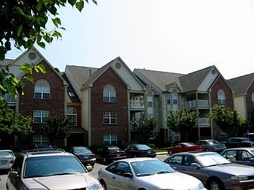 1st image of 621 Admiral Dr Unit 306