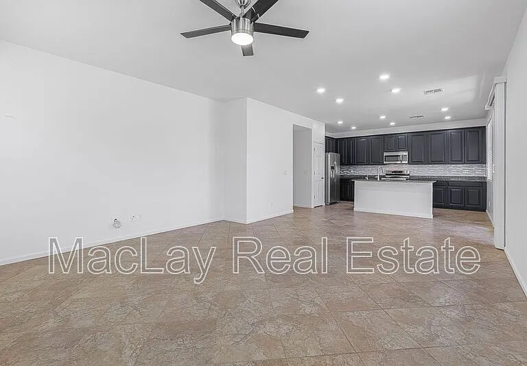 3263 S Miller Dr — Photo 19