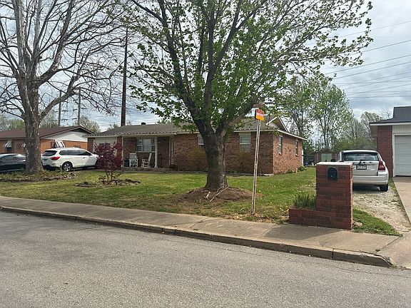 2nd image of 1109 White Rd