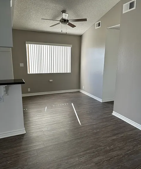 Westbay Apartments — Photo 51