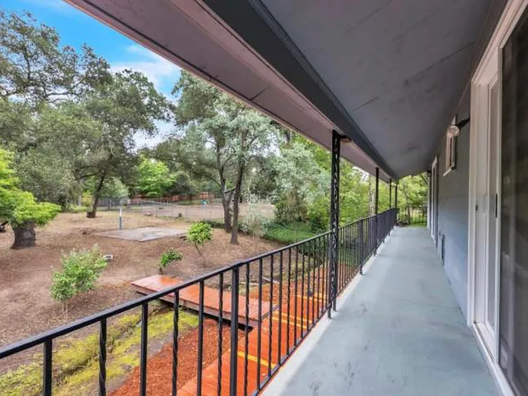 Morningside Dr — Photo 12