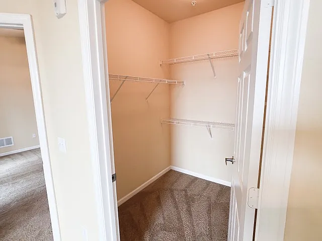 Walk in Closet Walk in Closet