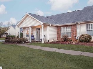1 Creekbend Ct, Simpsonville, SC 29681