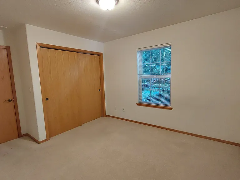 Baycliff Dr — Photo 10