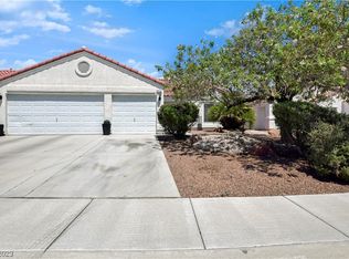 2112 Meadow Green Ave, North Las Vegas, NV 89031