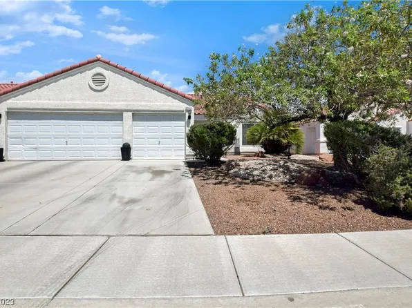 2112 Meadow Green Ave, North Las Vegas, NV 89031