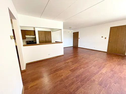 8630 S Nordica Ave #4 Photo 1