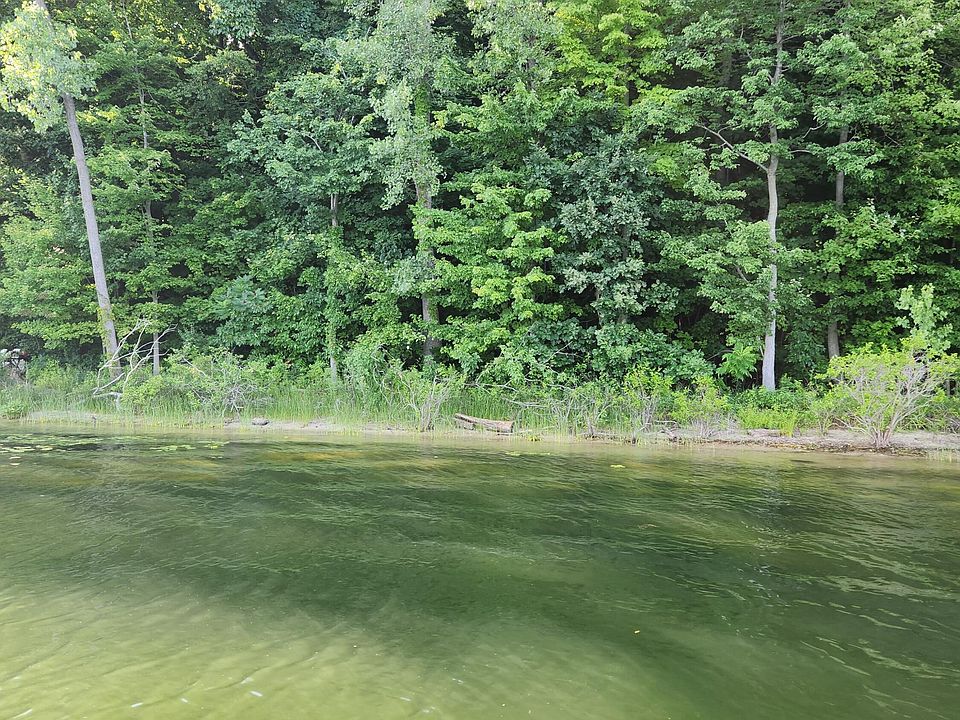 1st image of 2605 W Selkirk Lake Dr