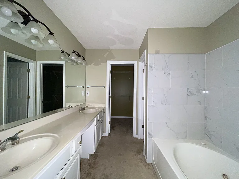 3425 Oxwell Dr — Photo 16