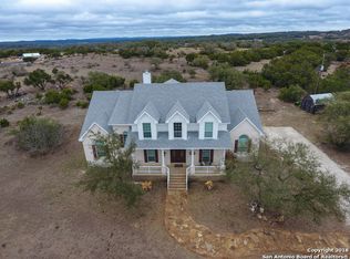 824 Stallion Estates Dr, Spring Branch, TX 78070