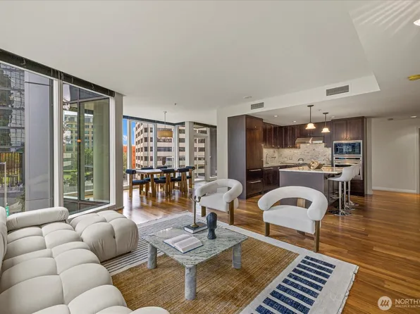 10700 NE 4th Street #712, Bellevue, WA 98004