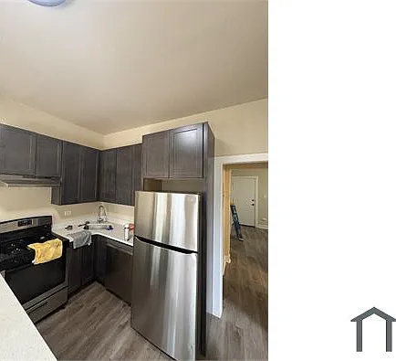 1645 S Homan Ave #2R