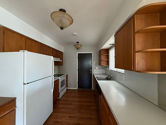 2nd image of 243 E Lauff Ave