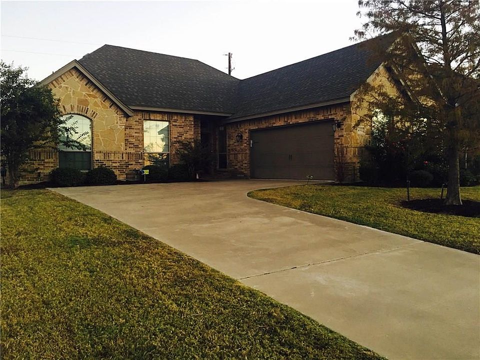 1st image of 333 Parakeet Dr