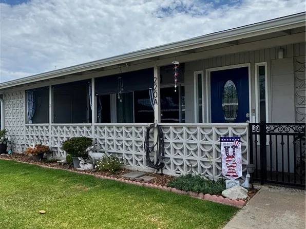 1075 Brookline Rd, Seal Beach, CA 90740
