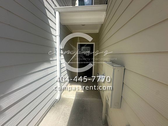 2nd image of 107 Squarewood Ln
