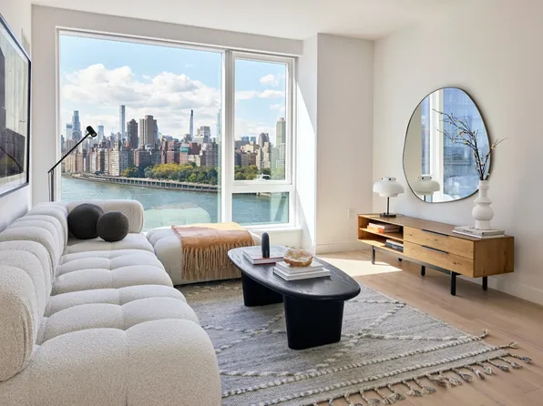 20 Halletts Point image 15 of 82