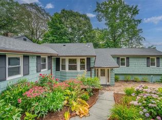 66 Lynwood Rd, Scarsdale, NY 10583