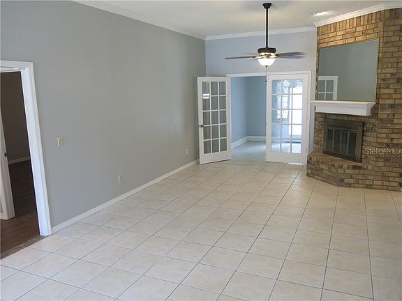 2nd image of 1071 Corkwood Dr