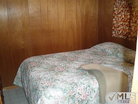 land and lake place 047