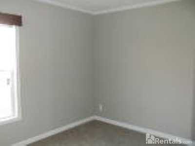 1st image of 271 Jordanshire Cir