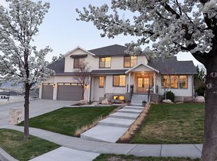 1079 W Ridgeside Ct, South Jordan, UT 84095