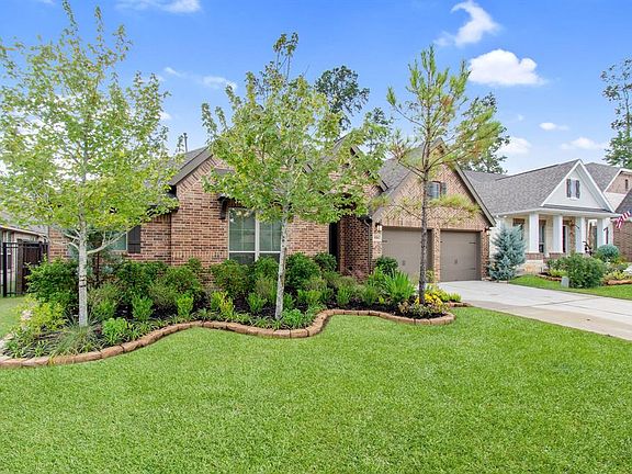 NorthGrove is a charming neighborhood full of great amenities!