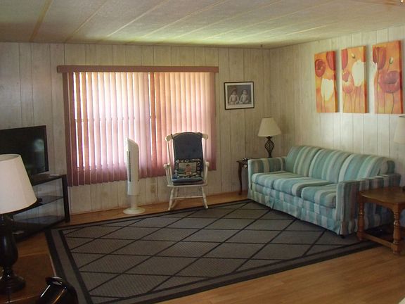 5th image of 3423 Canoga Dr