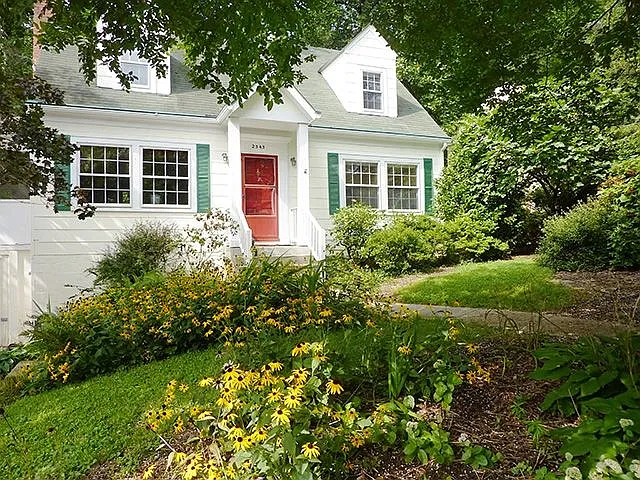 2343 Highland Ave photo 1