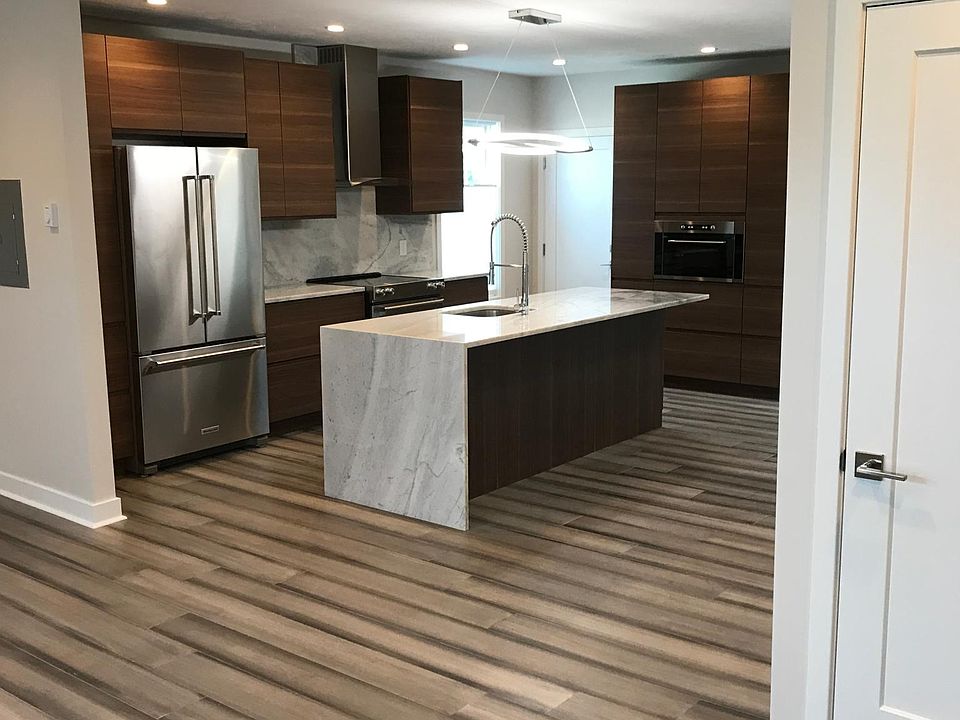 1st image of 0 Courtland St #3