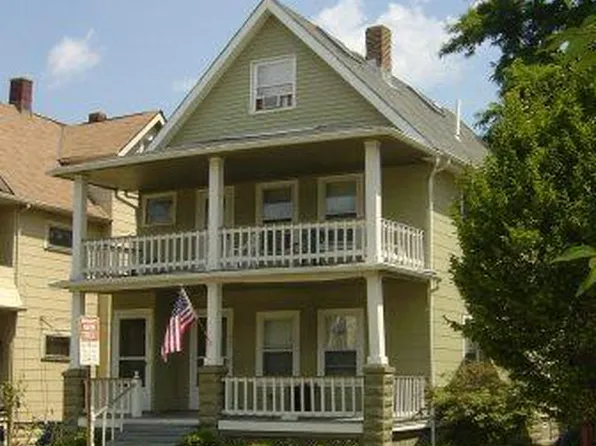 1445 Maile Ave #1445, Lakewood, OH 44107