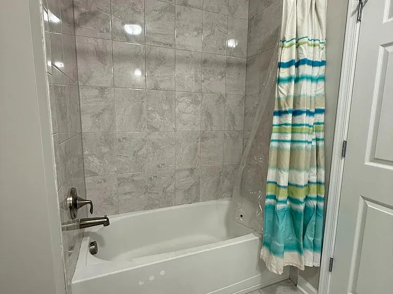 1136 Halifax Pl — Photo 15