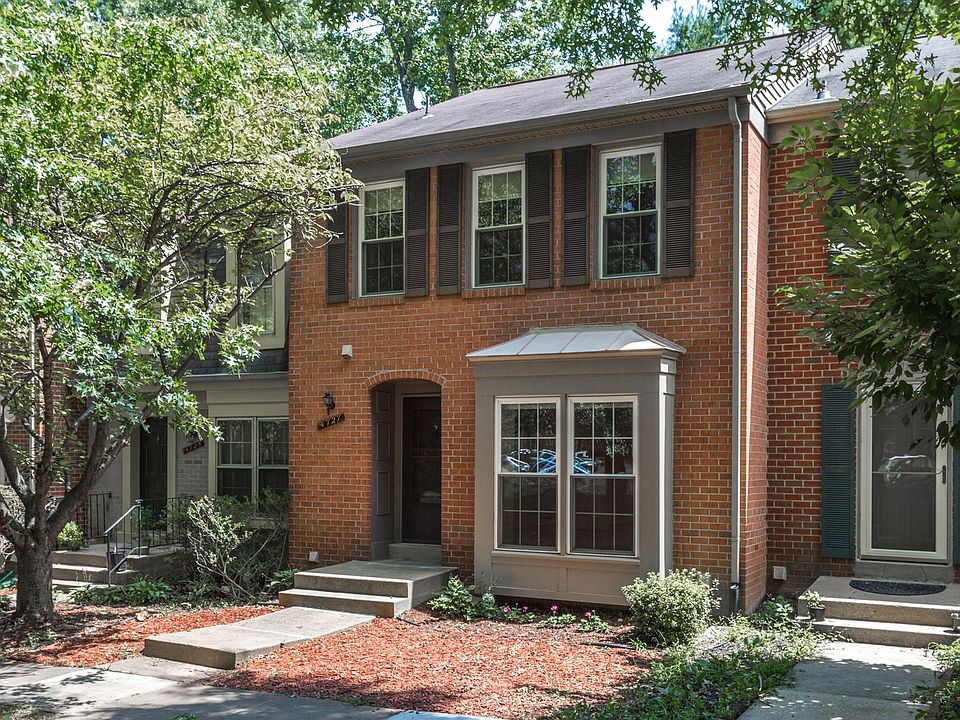 1st image of 4727 Gainsborough Dr