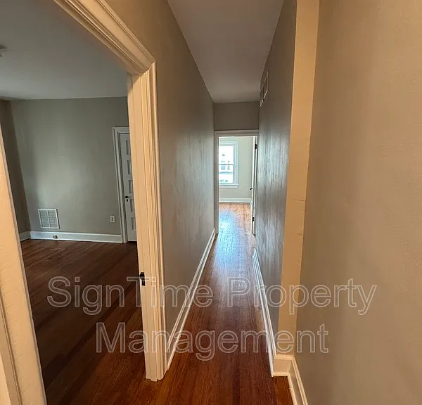 864 Mulberry Ave — Photo 12