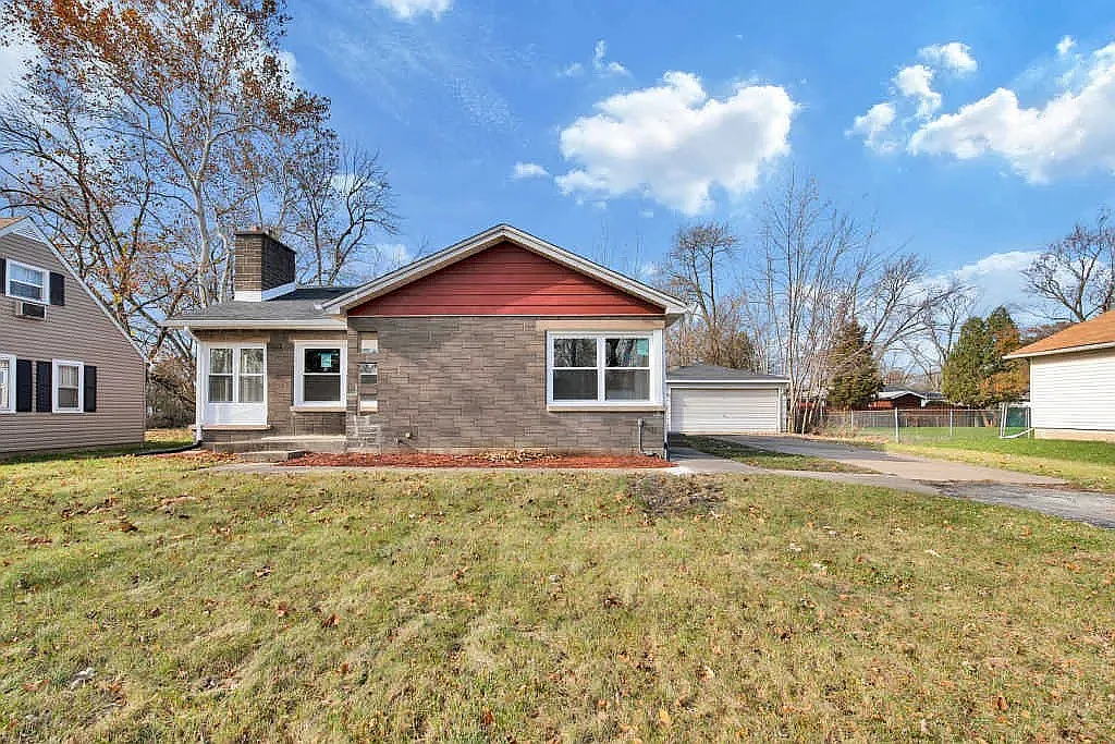14814 State St photo 1