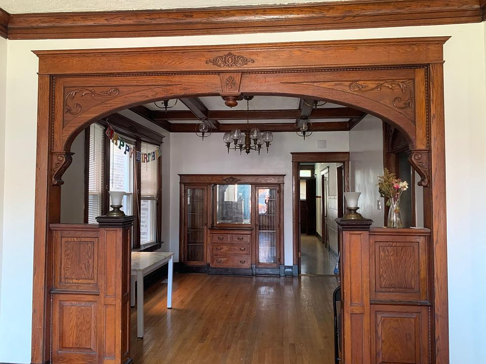 1st image of 4249 W 21st St #1