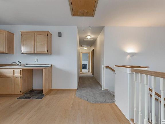 2nd image of 346 W Whidbey Ave