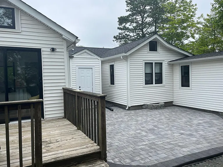 34 Breton Rd — Photo 9