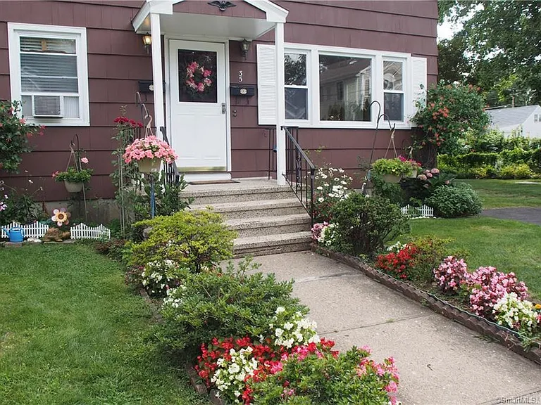 35 Warsaw St #1 — Photo 2