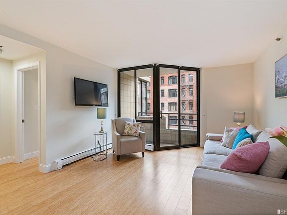3rd image of 900 Bush St APT 409