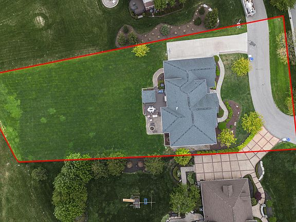 5th image of 23325 Country Club Dr
