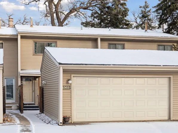 1563 N Oberlin Cir, Minneapolis, MN 55432
