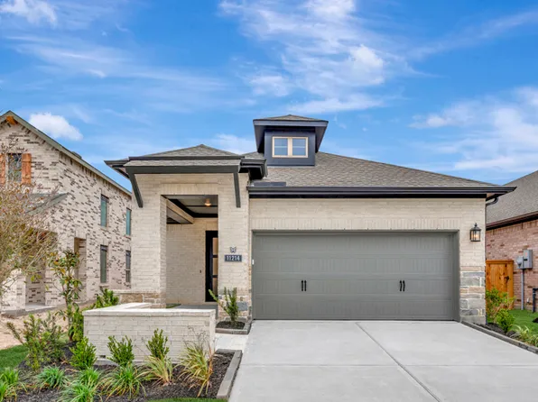 11214 Apricot Sulphur Dr, Cypress, TX 77433